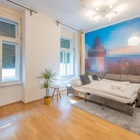 M&o Apartment, Zentral In Innenstadt-& Bahnhofsnaehe - Parkgarage Graz
