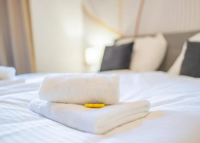 M&o Apartment, Zentral In Innenstadt-& Bahnhofsnaehe - Parkgarage Apartment