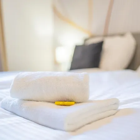 M&o Apartment, Zentral In Innenstadt-& Bahnhofsnaehe - Parkgarage Lejlighed